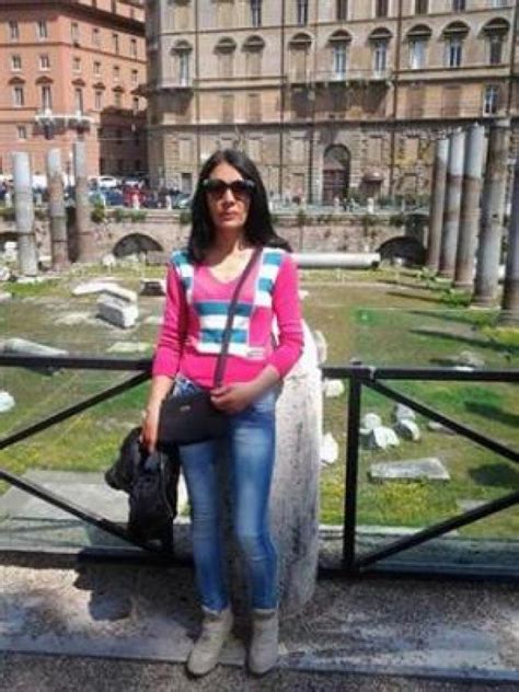 donna cerca uomo a nuoro|Escort Nuoro, Annunci Donna Cerca Uomo